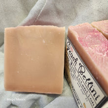 Load image into Gallery viewer, Peach Bellini Bar Soap

